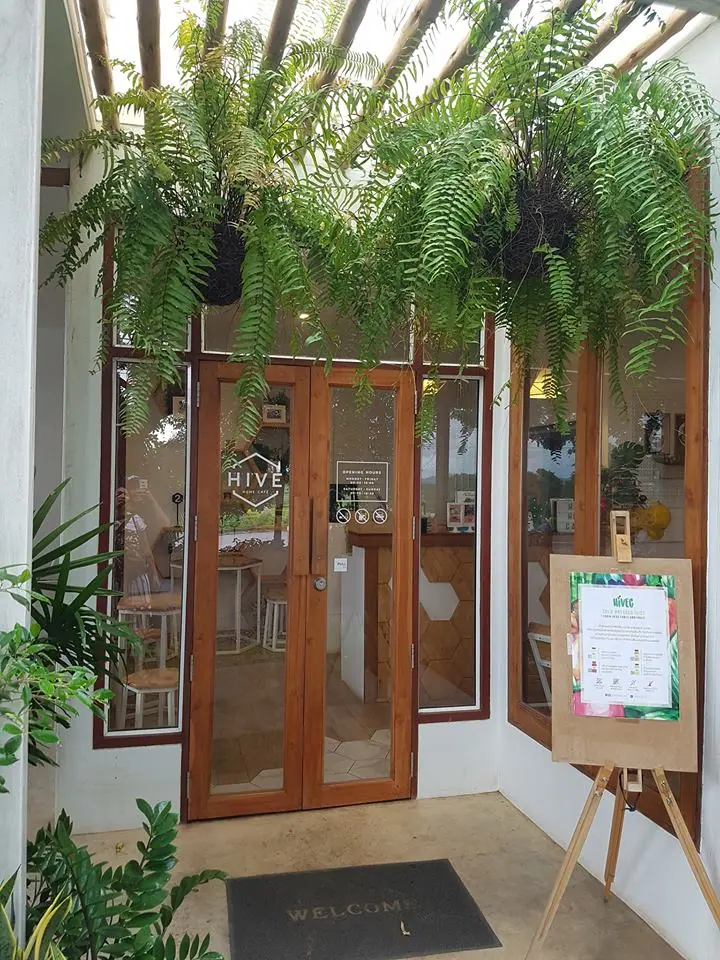 Hive Home Cafe Nan, Thailand — ภาพที่ 5 ผลงานสถาปัตยกรรมโดย MAKE IT POP