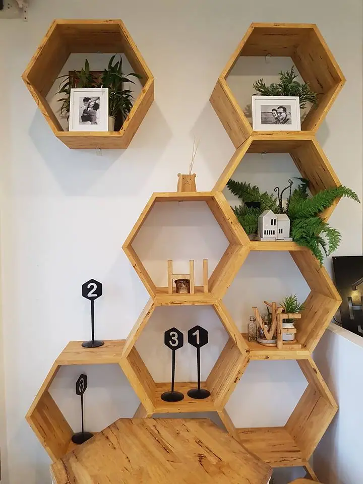 Hive Home Cafe Nan, Thailand — ภาพที่ 13 ผลงานสถาปัตยกรรมโดย MAKE IT POP
