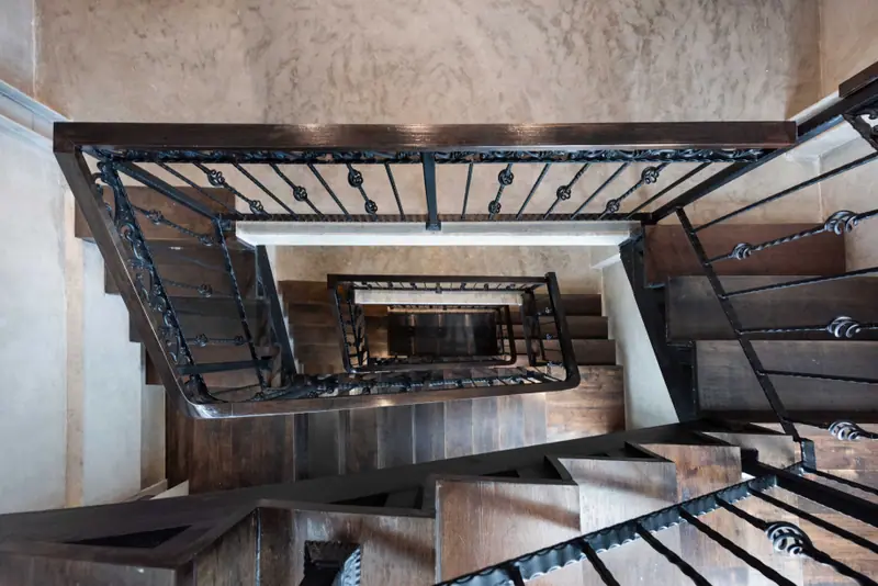 Holmes Phayathai, Thailand — ภาพที่ 7 ผลงานคาเฟ่และร้านอาหารโดย MAKE IT POP