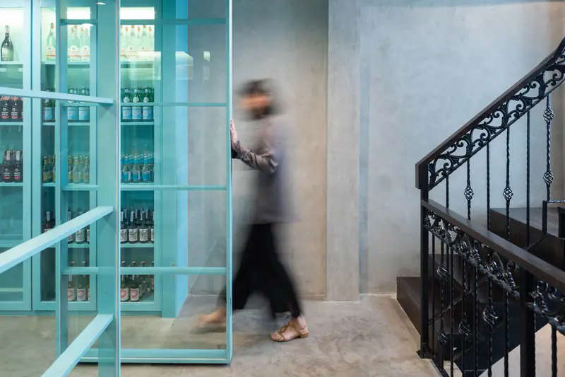 Holmes Phayathai, Thailand — ภาพที่ 8 ผลงานคาเฟ่และร้านอาหารโดย MAKE IT POP