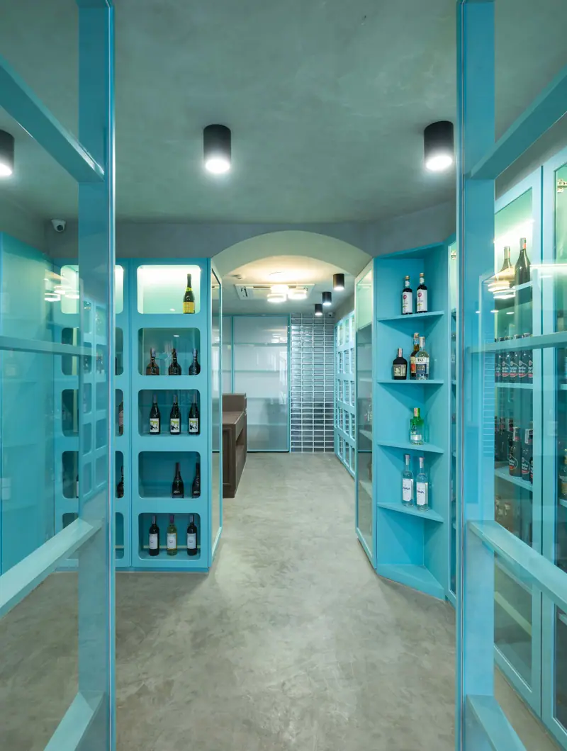 Holmes Phayathai, Thailand — ภาพที่ 10 ผลงานคาเฟ่และร้านอาหารโดย MAKE IT POP