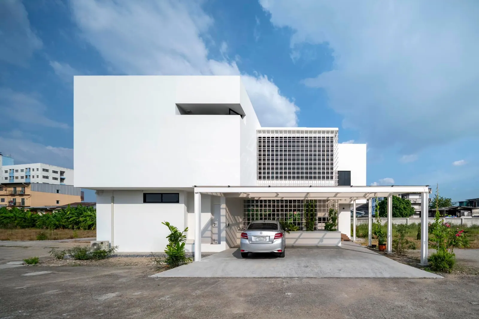 Nonthaburi House, Nonthaburi, Thailand: photo 1, architecture by MAKE IT POP