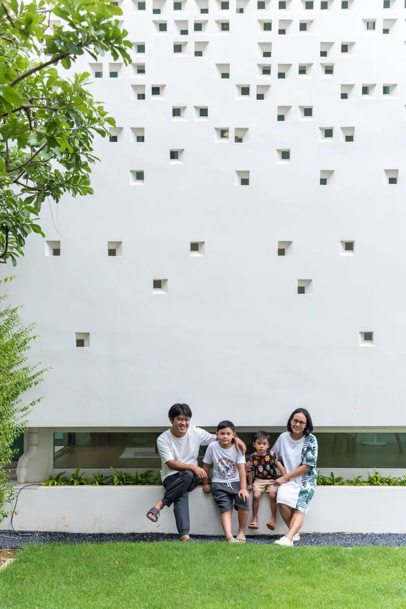 บ้านกล่องของขวัญ Prachinburi, Thailand — ภาพที่ 8 ผลงานสถาปัตยกรรมโดย MAKE IT POP